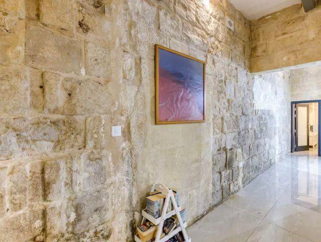5 Minutes Walk To The Capital Apartman Floriana